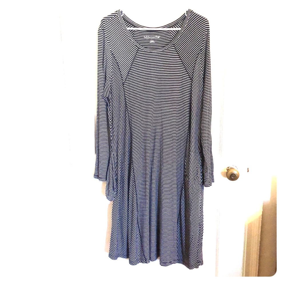 Black and white dress